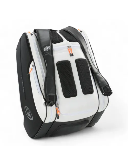 Paletero Bullpadel BPP25012 Hack Negro | Ofertas de pádel